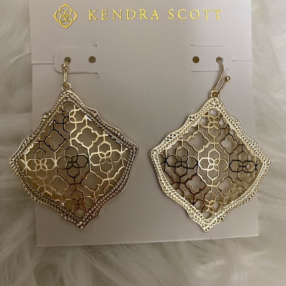 Kendra Scott Kirsten Gold Filigree Earrings - Picture 3 of 3